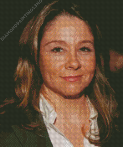 Megan follows canadian actress Diamond Paints