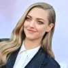 actress Amanda Seyfried Diamond Paints